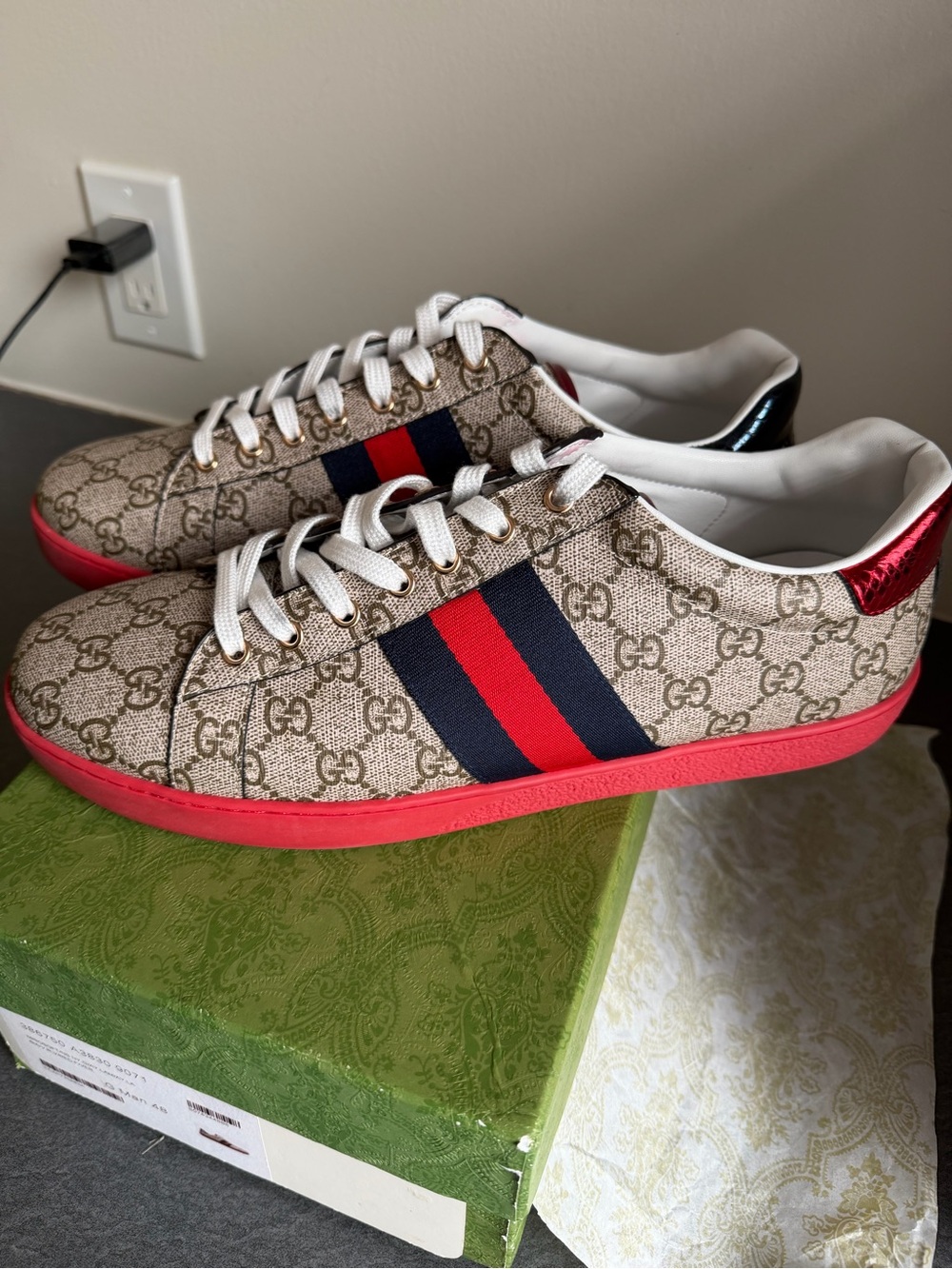 Gucci Beige GG Supreme Sneakers with Red & Navy Web and Pink Sole